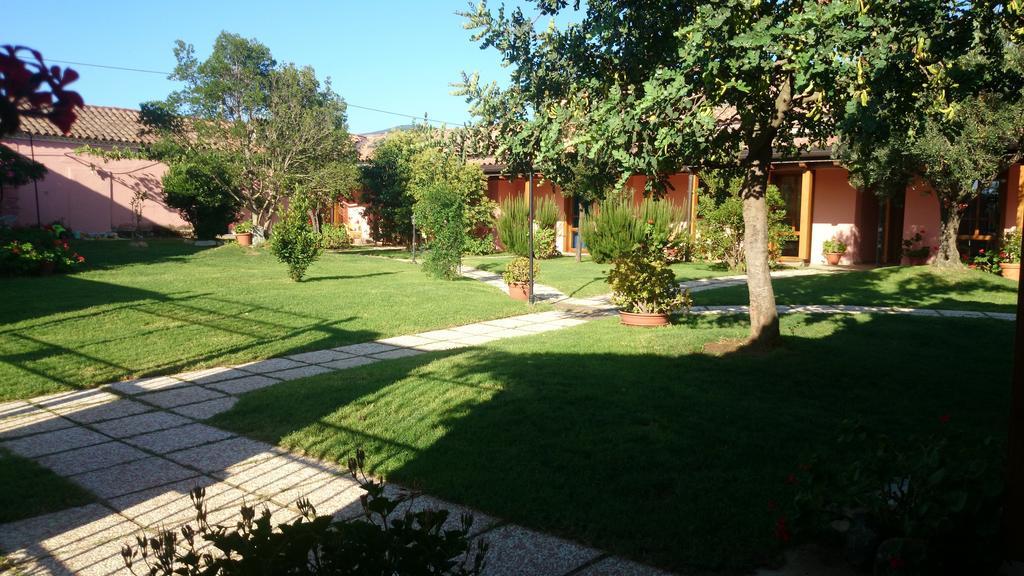 Aparthotel La Corte Dei Rei Castiadas Exteriér fotografie