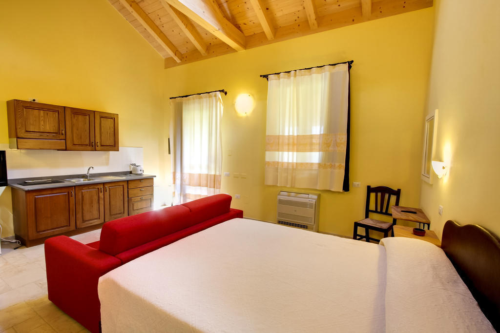 Aparthotel La Corte Dei Rei Castiadas Pokoj fotografie
